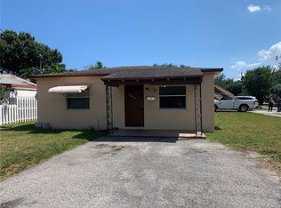 313 SW 2nd St, Hallandale, FL 33009