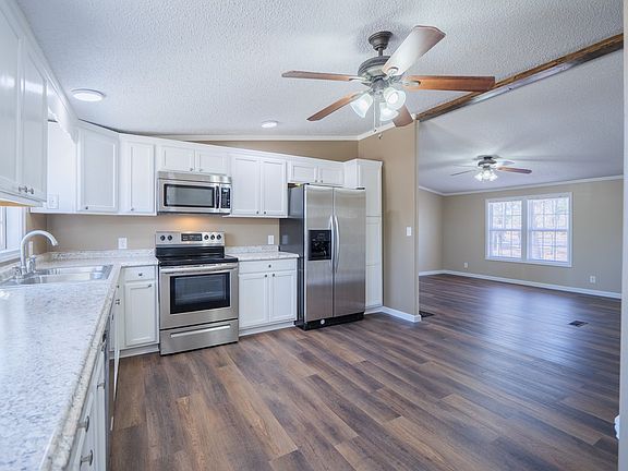 5th image of 4143 Cove Dr