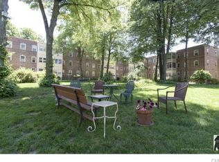 91 Rowsley St APT 6, Bridgeport, CT 06605