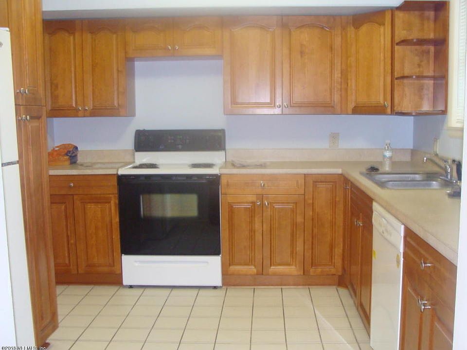 2nd image of 3132 Cathedral Ln
