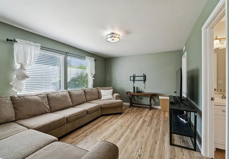 12398 W Tevoit St — Photo 14