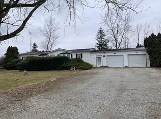 2410 Davis Rd, London, OH 43140