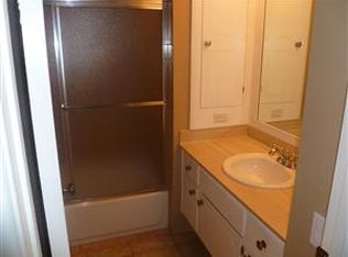 12190 Rb Rd UNIT B, San Diego, CA 92128