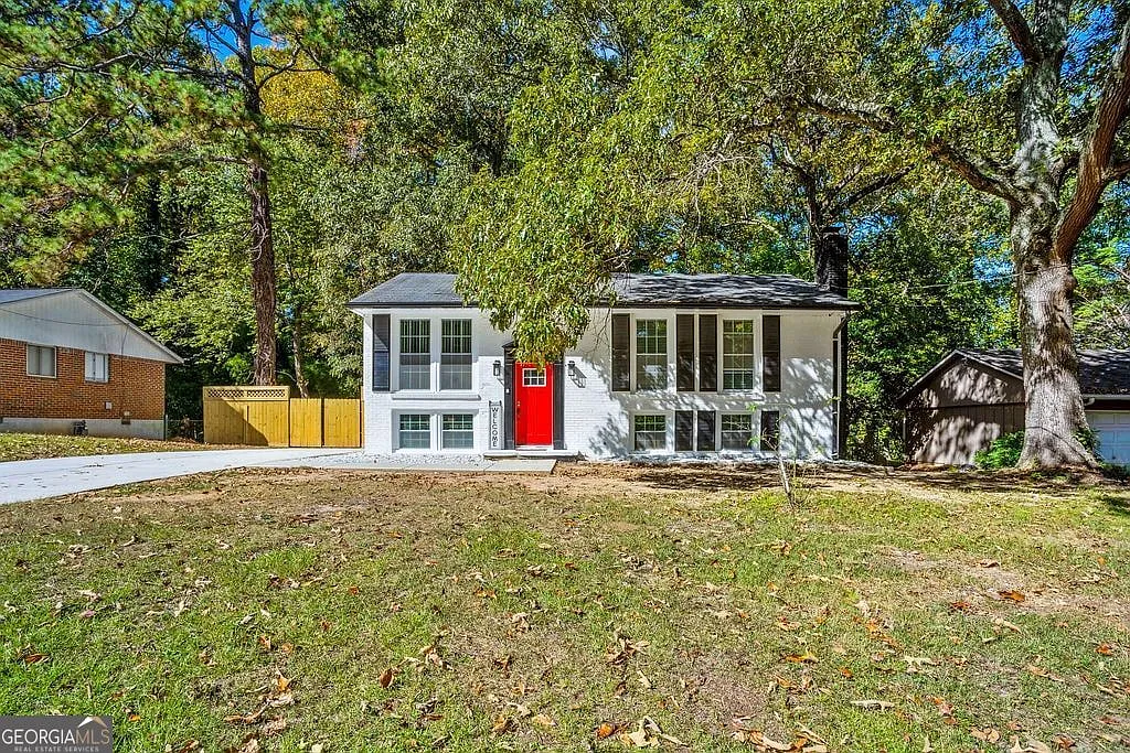 6741 Gano Dr photo 1