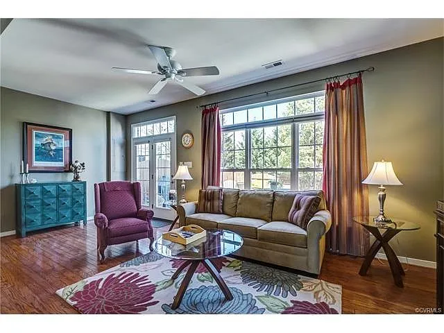 1612 New Haven Pl photo 1