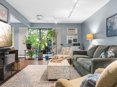 4512 Cedar Lake Rd S APT 2, Minneapolis, MN, 55416