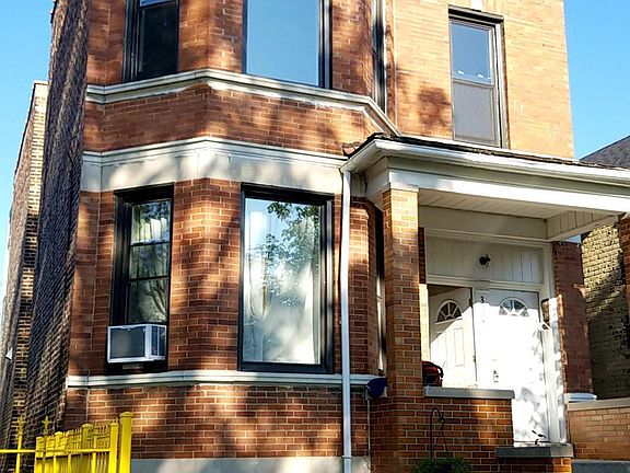4th image of 3626 S Seeley Ave #2