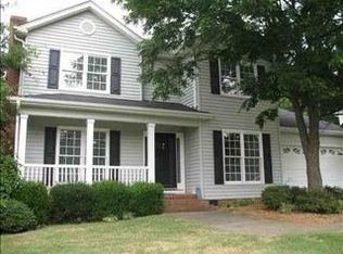 110 Oak Wind Cir, Greer, SC 29651