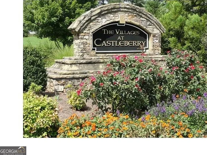 3322 Castleberry Village Dr — Photo 17