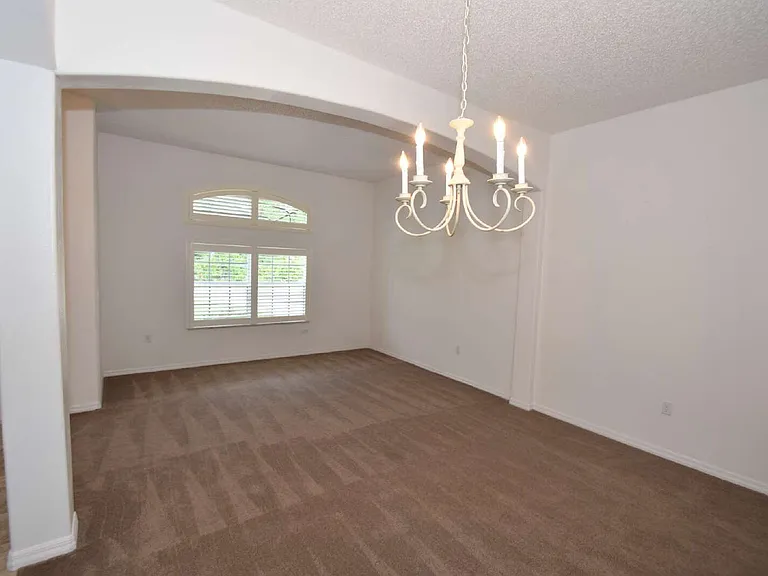 192 Pine Grove Dr — Photo 5