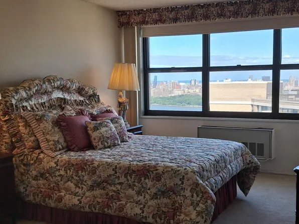 7000 Blvd East image 20 of 46