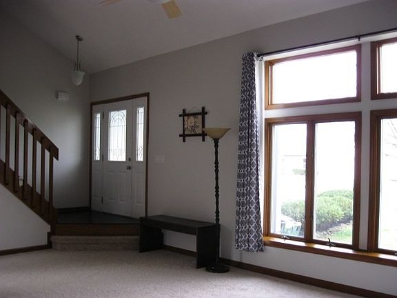 2nd image of 2109 Wake Robin Dr