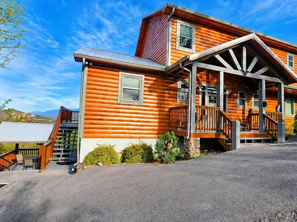 433 Red Hawk Way, Gatlinburg, TN 37738