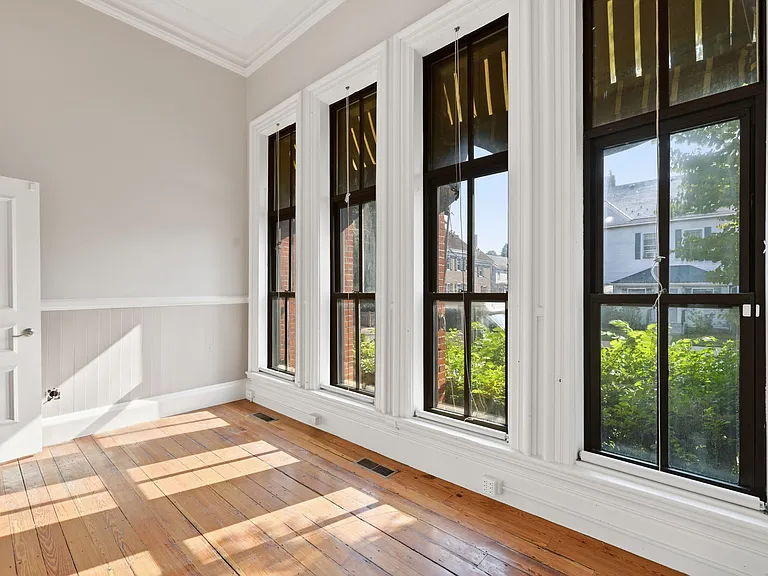 1110 Washington St — Photo 47