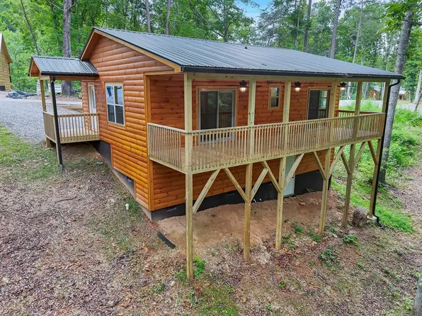 104 Harvest Oaks Dr, Murphy, NC 28906