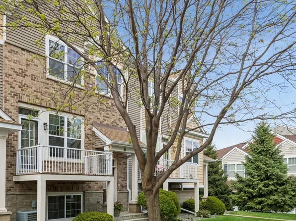 1945 Commonwealth Blvd Unit 5, Chanhassen, MN 55317
