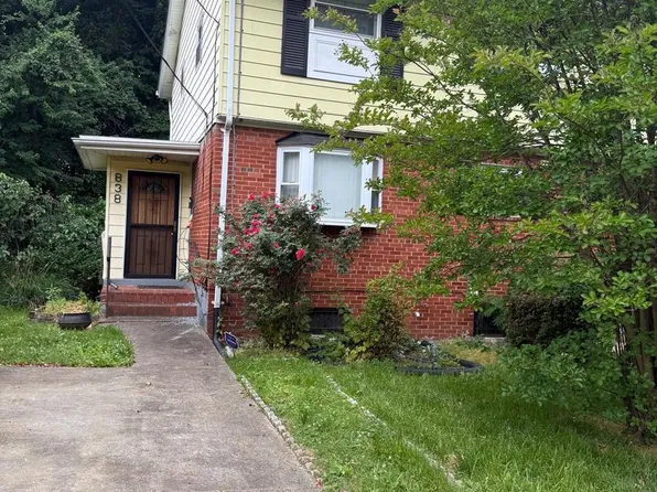 838 Booker Dr, Capitol Heights, MD 20743