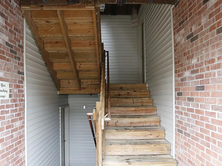 Prairie Ridge Apartments — Photo 14