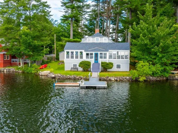 69 Welchs Point Road, Winthrop, ME 04364