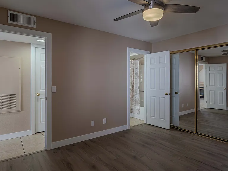 7570 W Flamingo Rd #131 — Photo 14