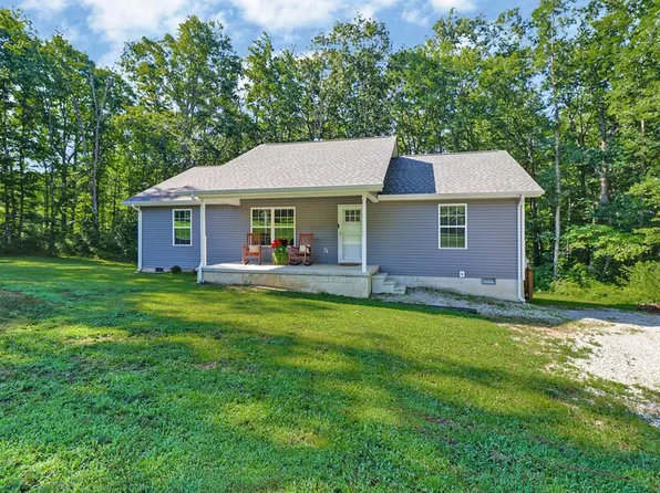 2296 Memory Garden Rd, Jamestown, TN 38556