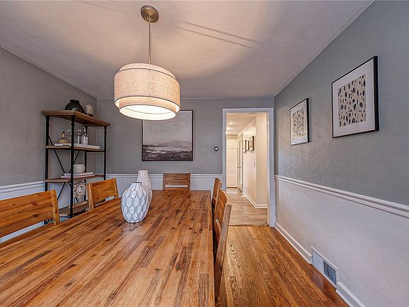4th image of 476 Haverhill Rd