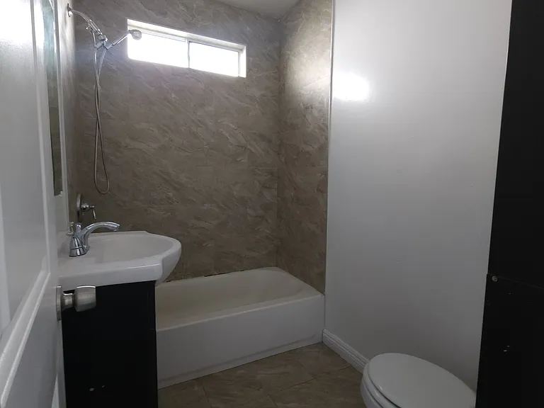 2715 San Marino St #6A — Photo 12