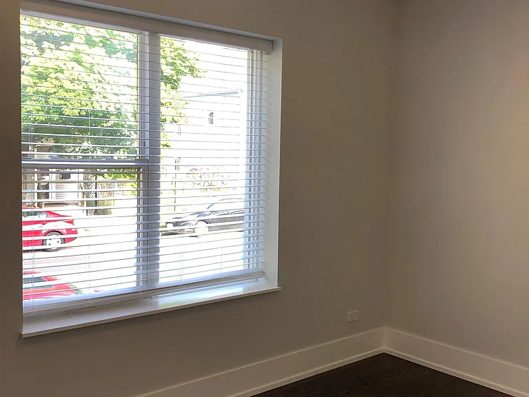 2856 N Central Park Ave #1 — Photo 9