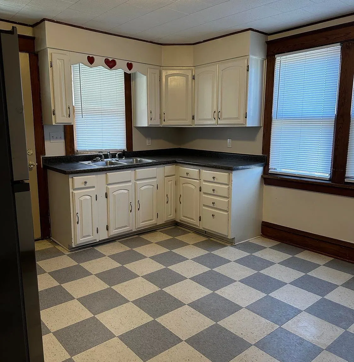 306 East Nuckols Street - 1 — Photo 4