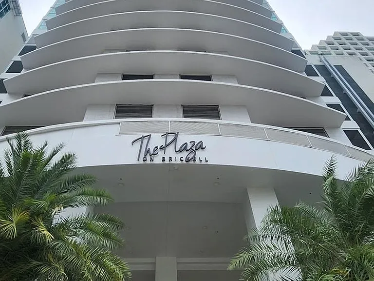 952 Brickell Ave #1 — Photo 3