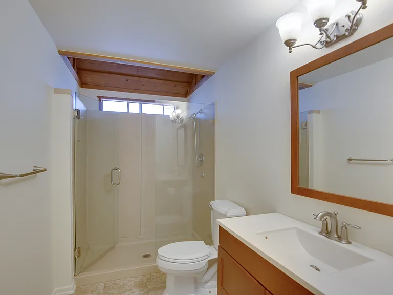 2495 Lucca Ave — Photo 9