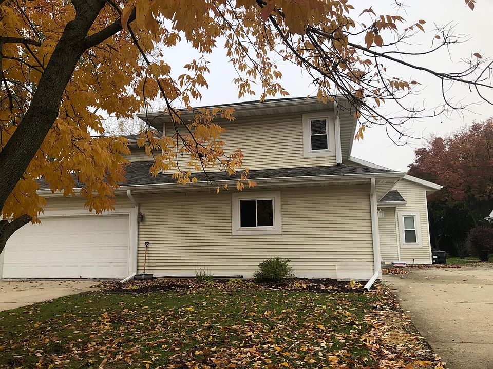 1st image of 1204 N High Point Rd #1204