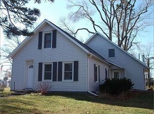 5086 N Center Point Rd, Walker, IA 52352