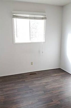 4th image of 5114 57th Ave