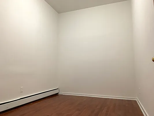 Rented by Triplemint | media 35