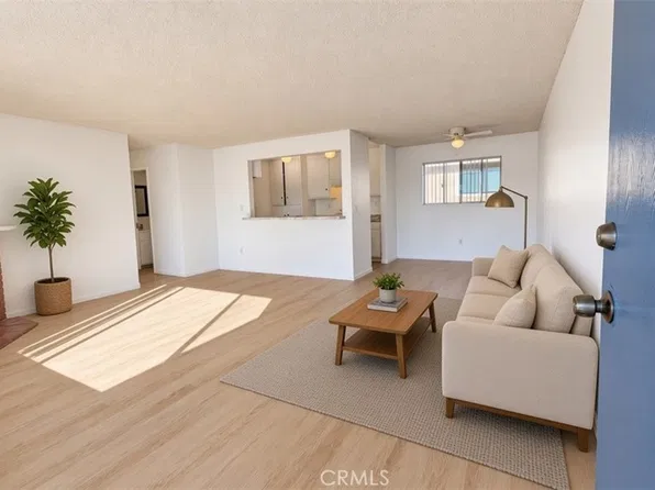 338 E Meats Ave APT C, Orange, CA 92865