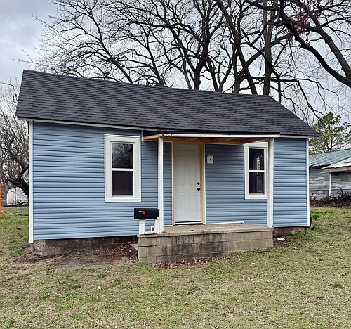 1013 N Clay St Photo 1