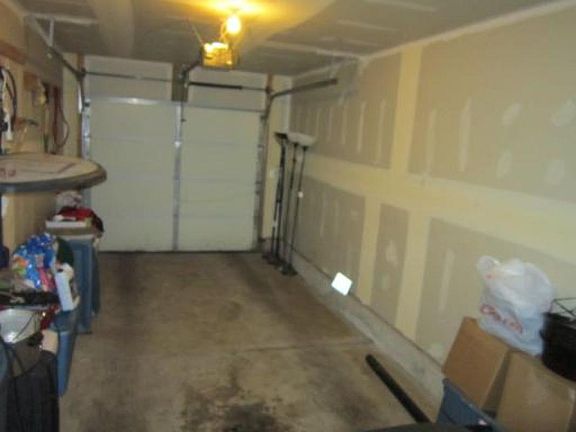 5th image of 2419 Sheehan Dr Unit 101