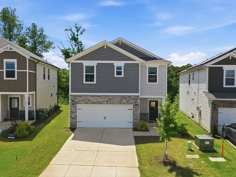 1071 Cherry Stem Rd — Photo 3