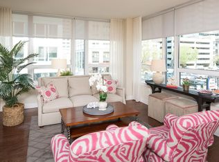 1924 Arch St #212, Philadelphia, PA 19103