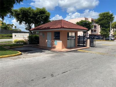 1900 W 68th St APT D107, Hialeah, FL, 33014