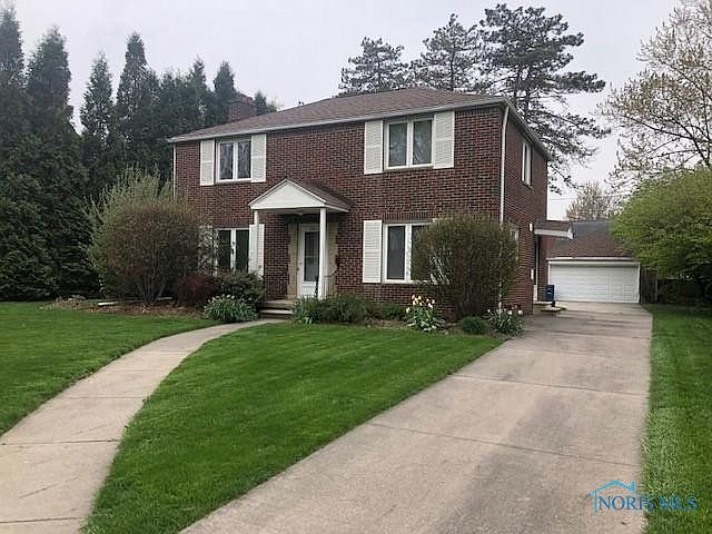 1st image of 2815 Barrington Dr