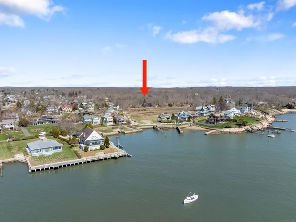 46 Wallace Road, Branford, CT 06405