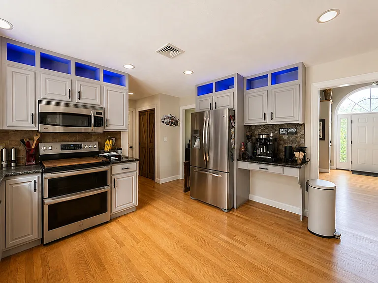 3 Goodwin Dr — Photo 9