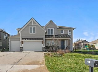 6820 Marion St, Shawnee, KS 66218