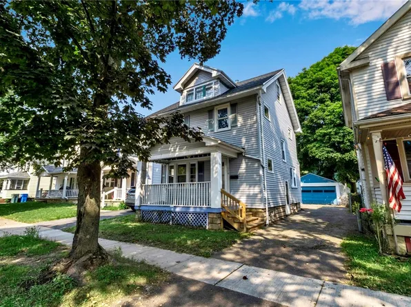 116 Barberry Ter, Rochester, NY 14621