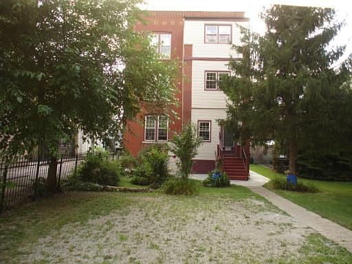 1st image of 1914 N Washtenaw Ave