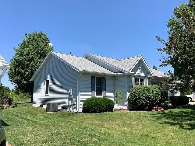 2nd image of 1027 Twin Flower Dr