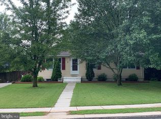 9 Birch Ln, New Oxford, PA 17350