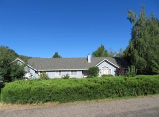 1190 Sunset Dr, Quincy, CA 95971